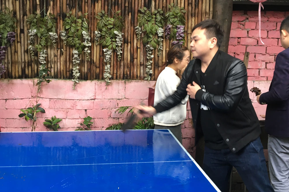 探花视频在线看视频