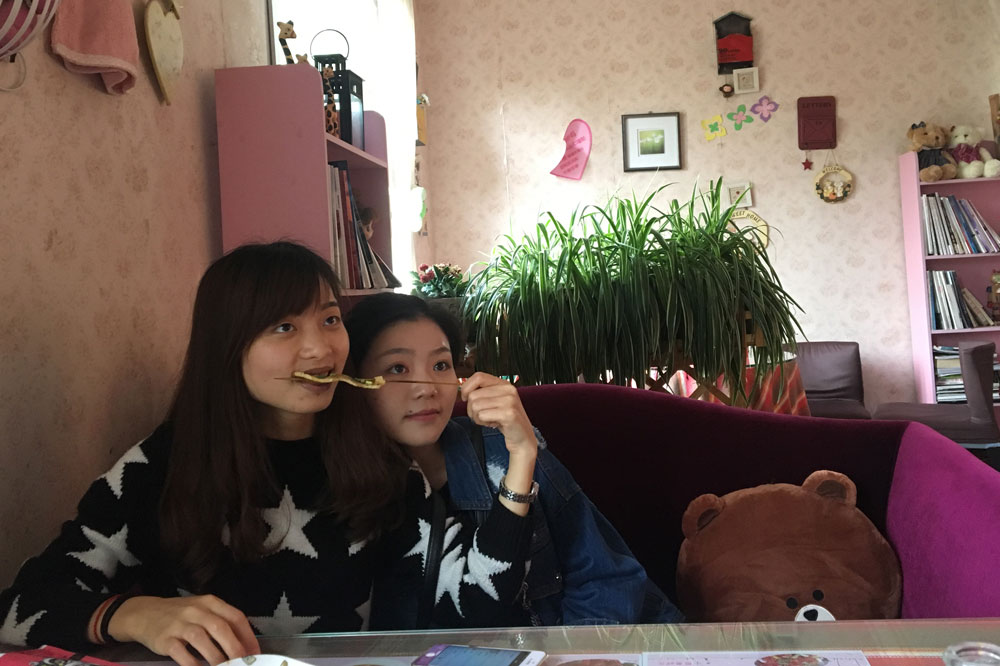 探花视频在线看视频