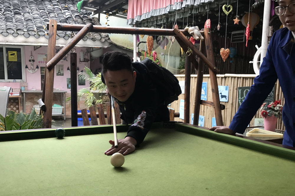 探花视频在线看视频
